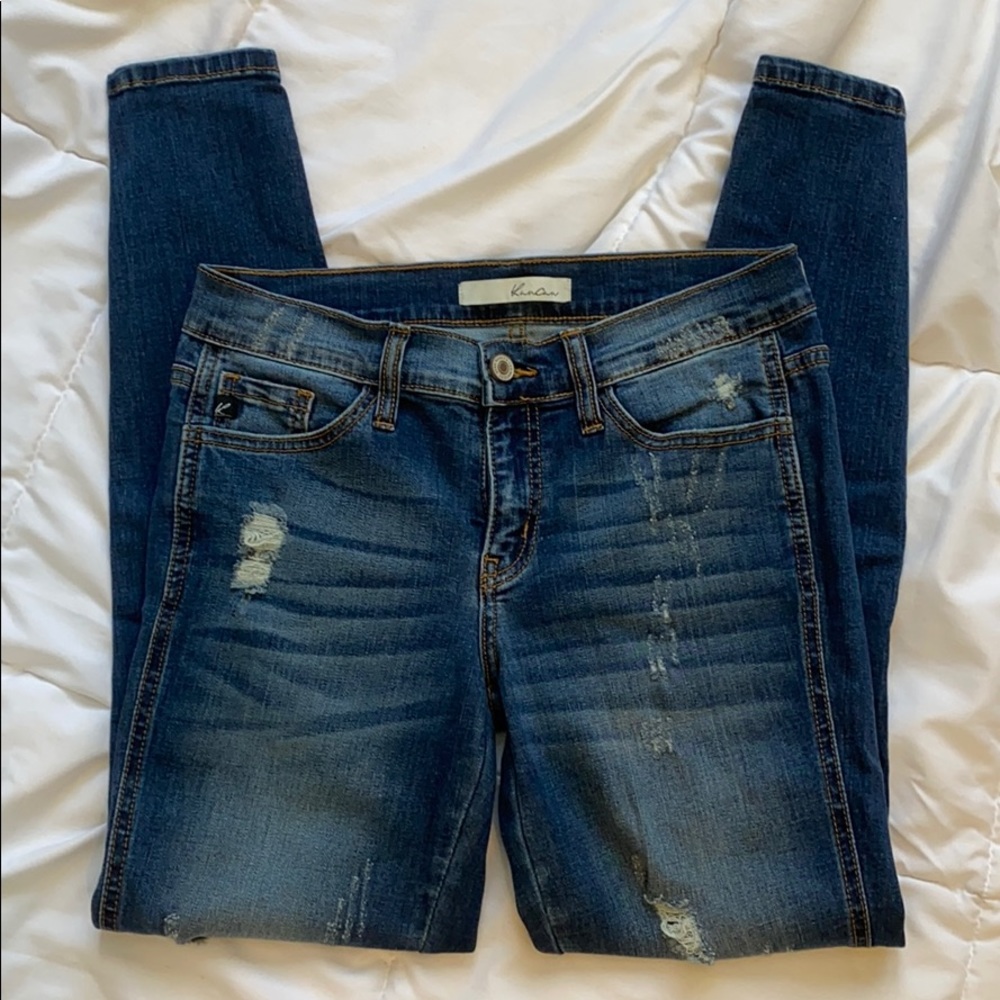 KanCan distresssd skinny jean 27